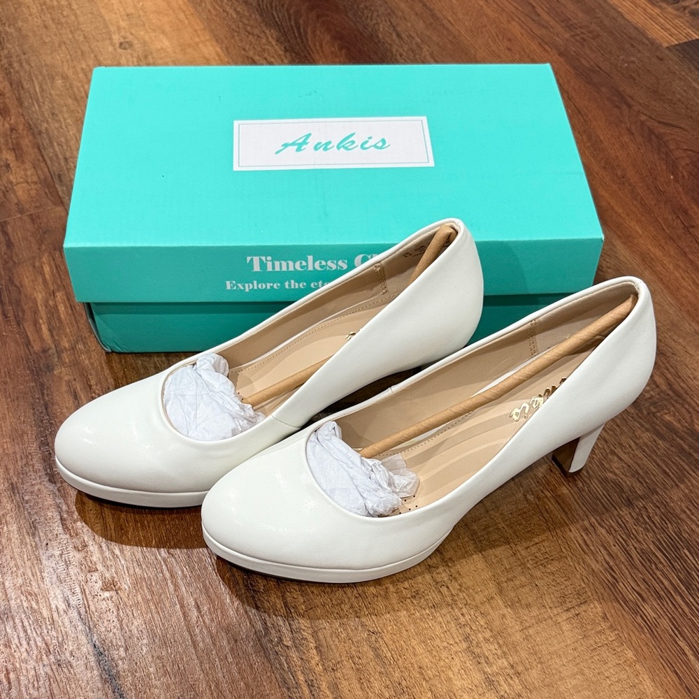Aukis White Women's Heels New